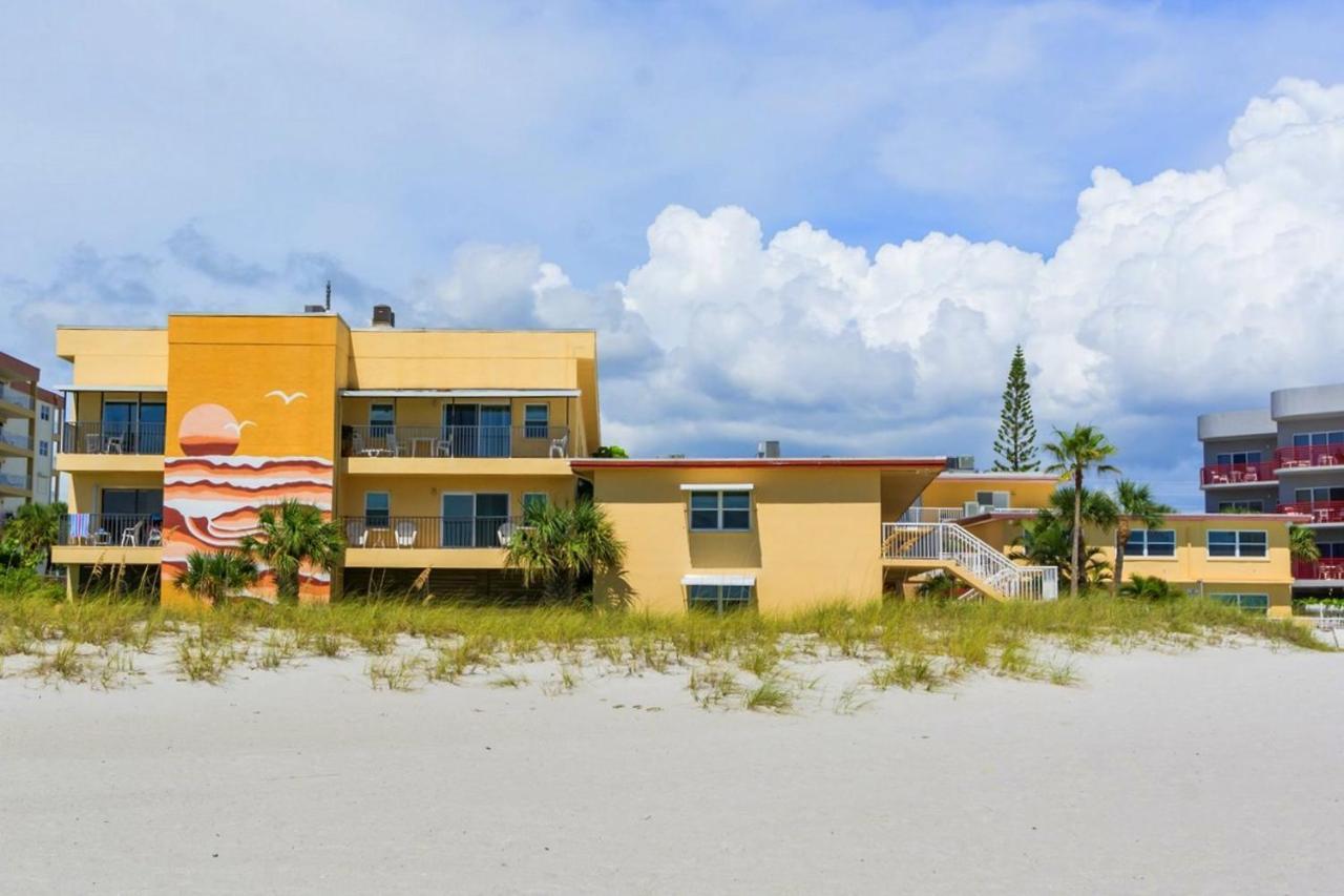 238 Surf Song Resort Madeira Beach Exterior photo